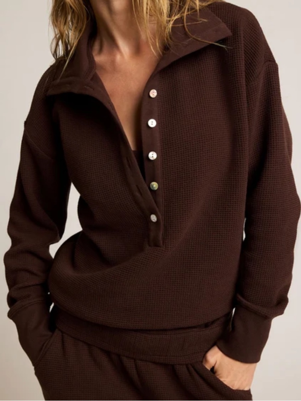 Negative Organic Cotton Waffle Brown Henley Pullover M
